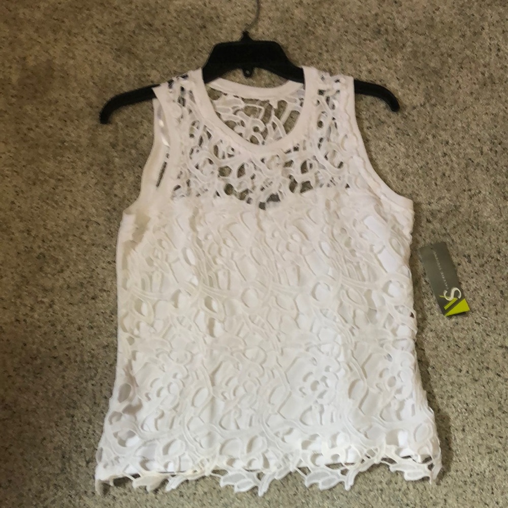 White crochet sleeveless tank